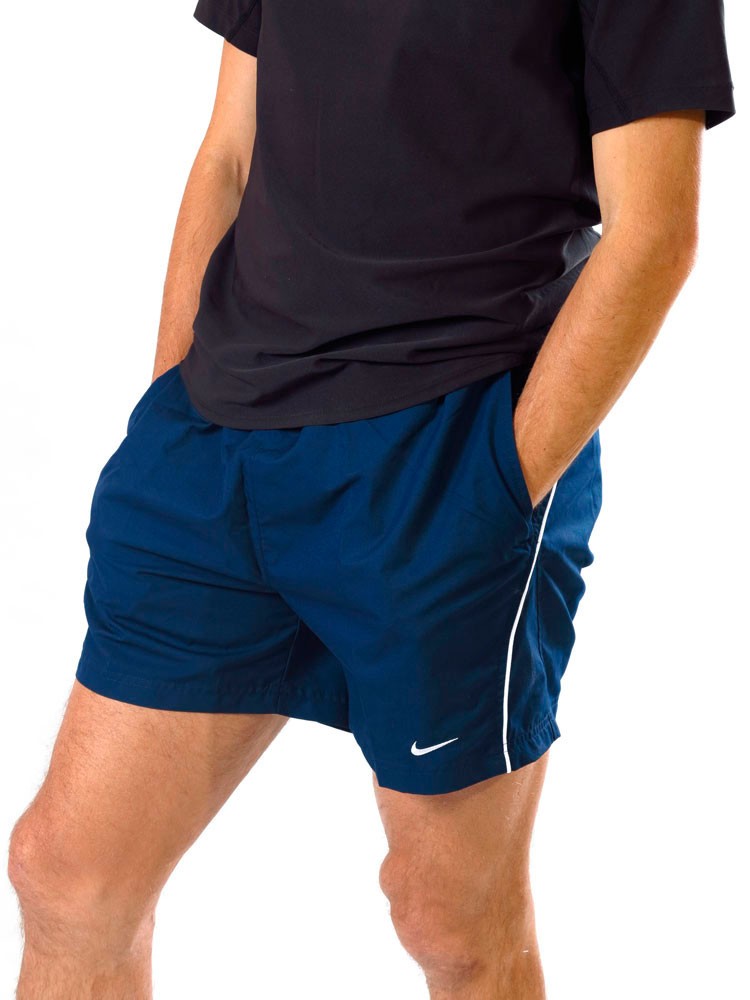 Шорты Nike :: RUNNERCENTER